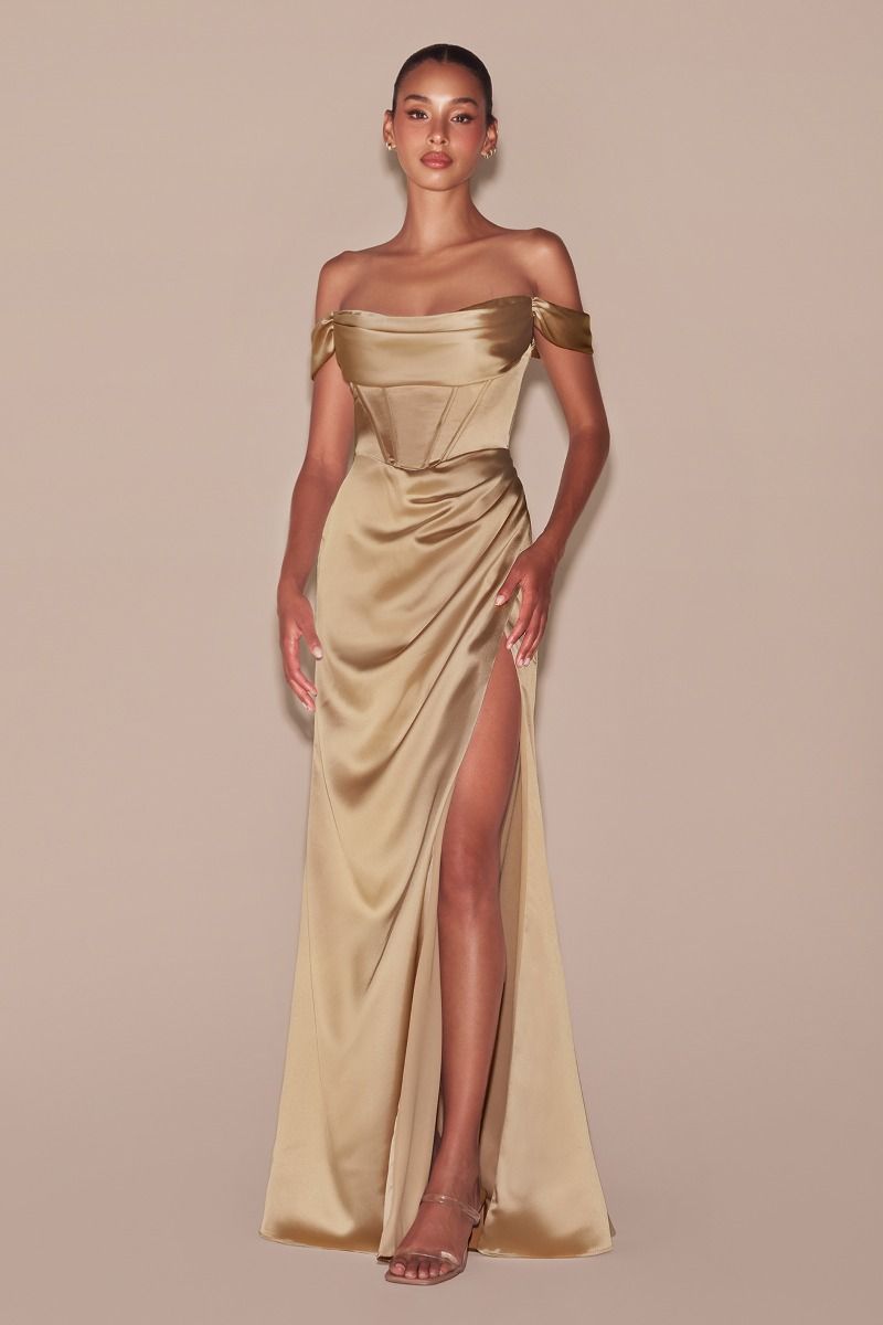 bei Satin Off The Shoulder Corset Dress Curve Champagne / 22 bei Satin Off The Shoulder Corset Dress Curve Champagne / 22