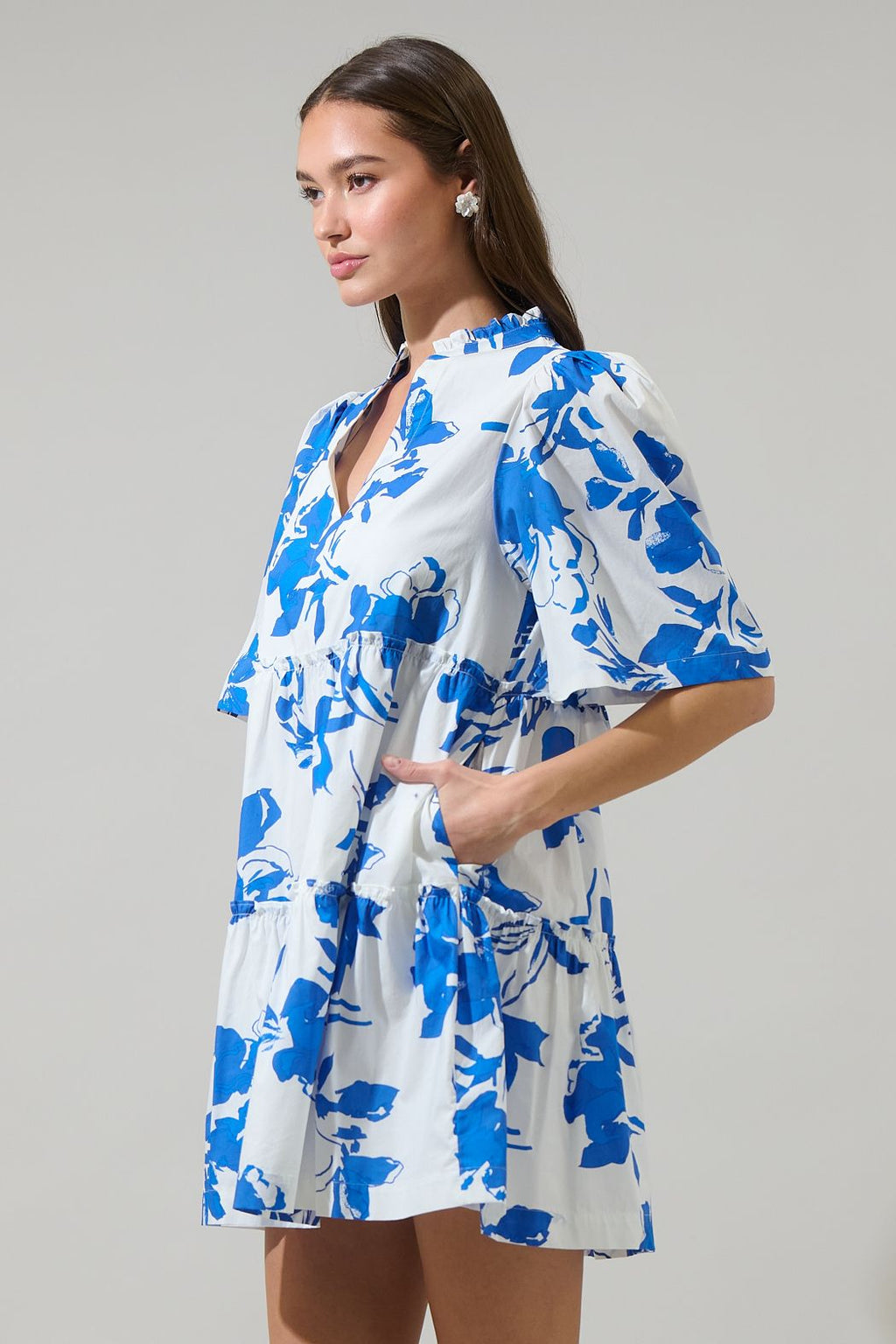 Esme Floral Split Neck Shift Dress