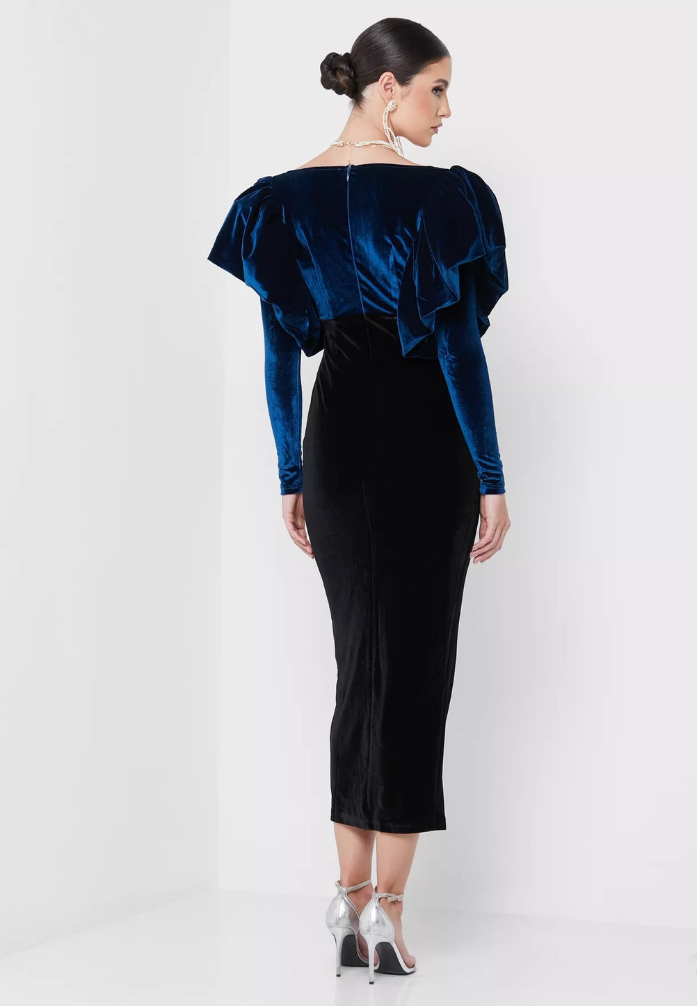 Selena Frilled Shoulder Velvet Midi Dress