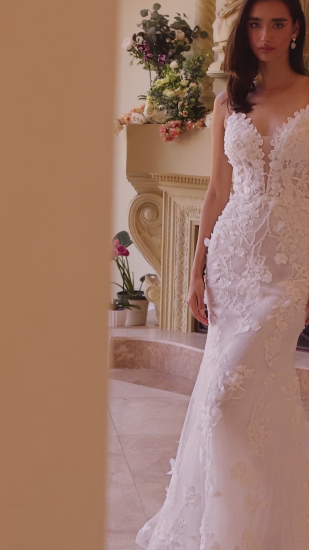 Kate Fitted Lace Maxi Wedding Gown