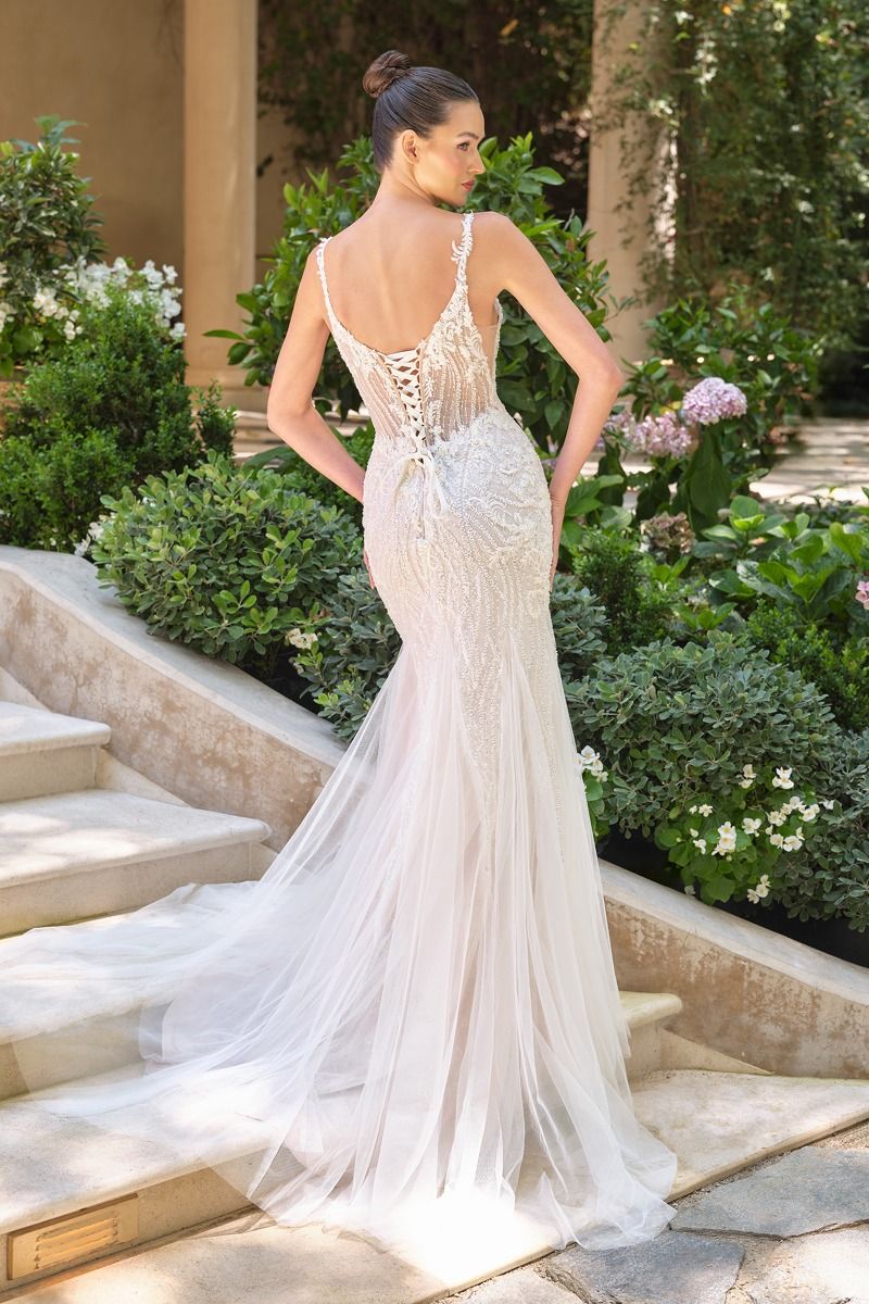 Ally Fit and Flare Embroidered Wedding Gown Off White / 6 Ally Fit and Flare Embroidered Wedding Gown Off White / 6